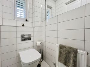 Photo 21- click for photo gallery